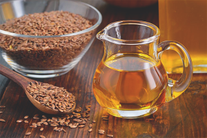  วิธีการสมัครและเก็บน้ำมัน flaxseed