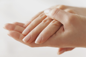  วิธีการชุบตัวผิวของมือ