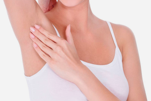  วิธีการทำให้ผิวคล้ำของ armpits