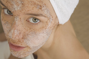  วิธีการทา exfoliate ผิว