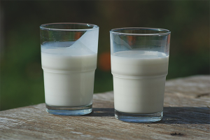  ประโยชน์และอันตรายของ buttermilk